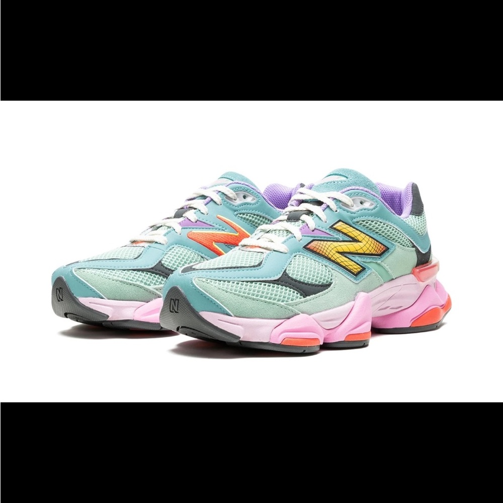 New Balance 9060 "Warped" - Men’s Size 5.5 women’s 7.5